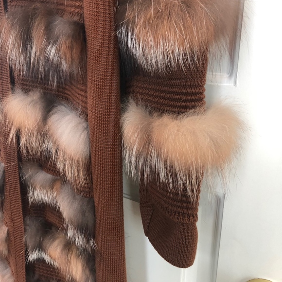 Jo No Fui Brown Wool Sweater Coat with Fox Fur - Picture 6 of 9